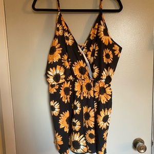 SHEIN Sunflower romper, size XL